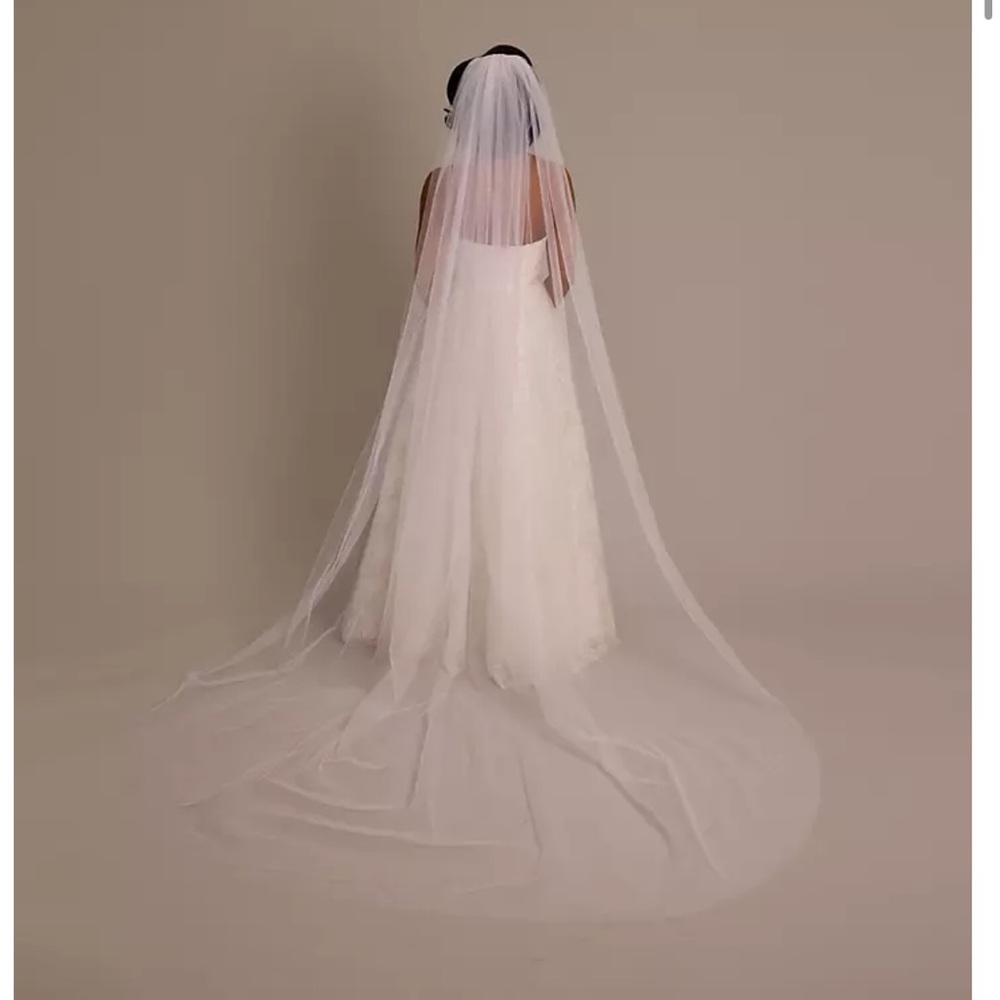Elegant White Wedding Veil